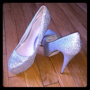 Silver glamour Stiletto heels.
